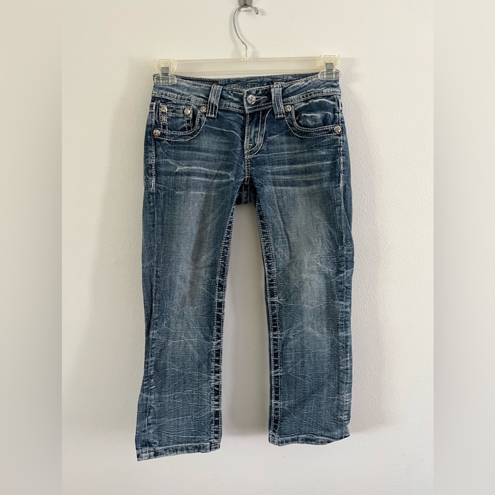 Miss Me Cuffed Capri size 25